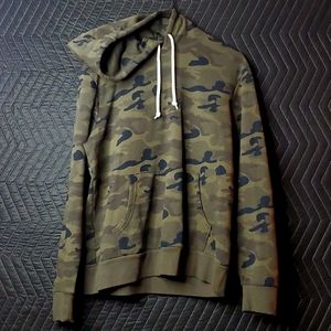 Old Navy Camo Hoodie nwt